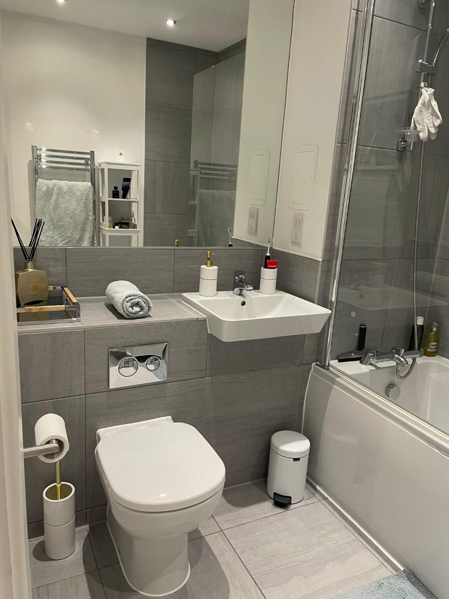 Malixa Uk Appartement Croydon Buitenkant foto
