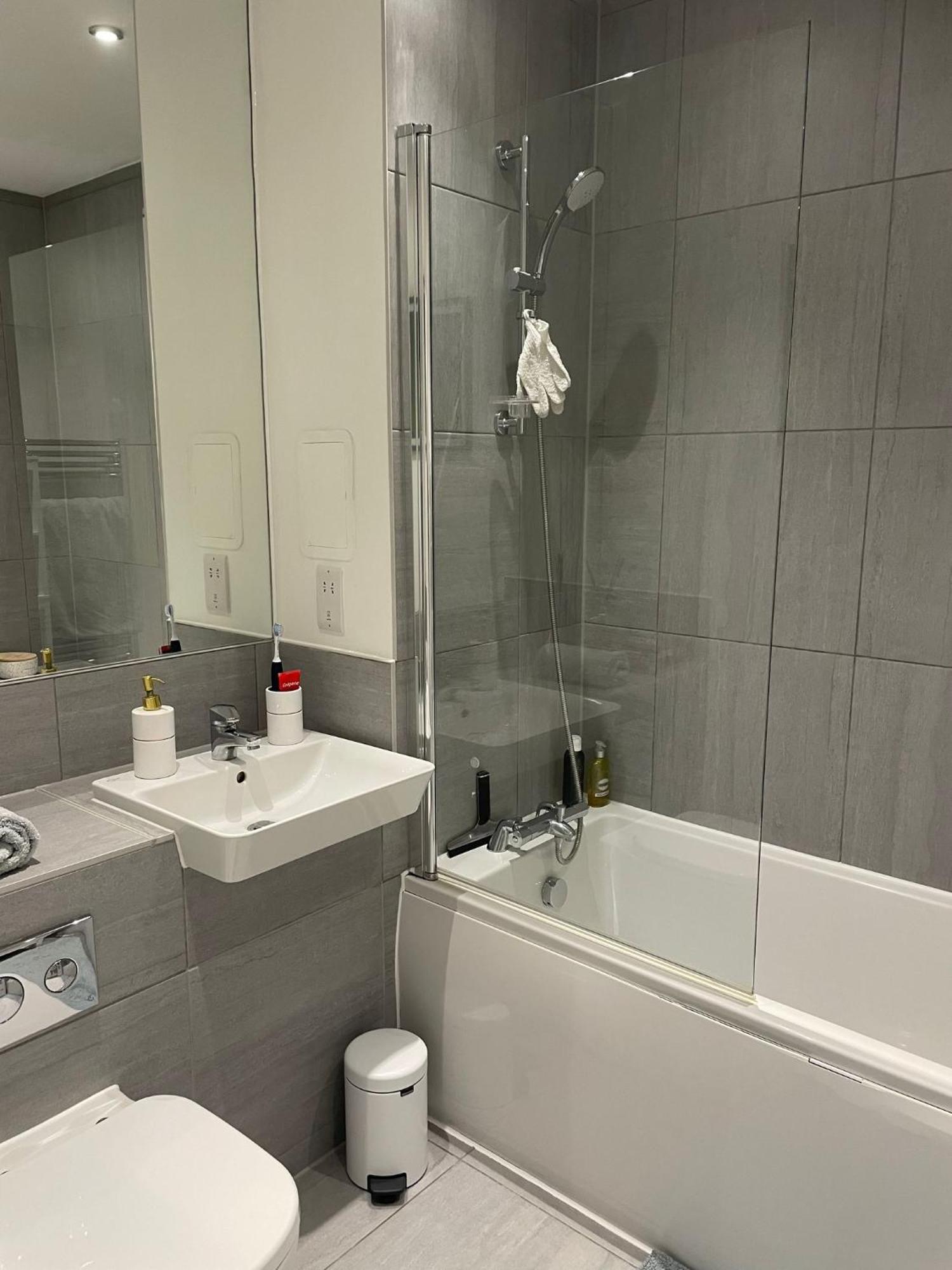 Malixa Uk Appartement Croydon Buitenkant foto